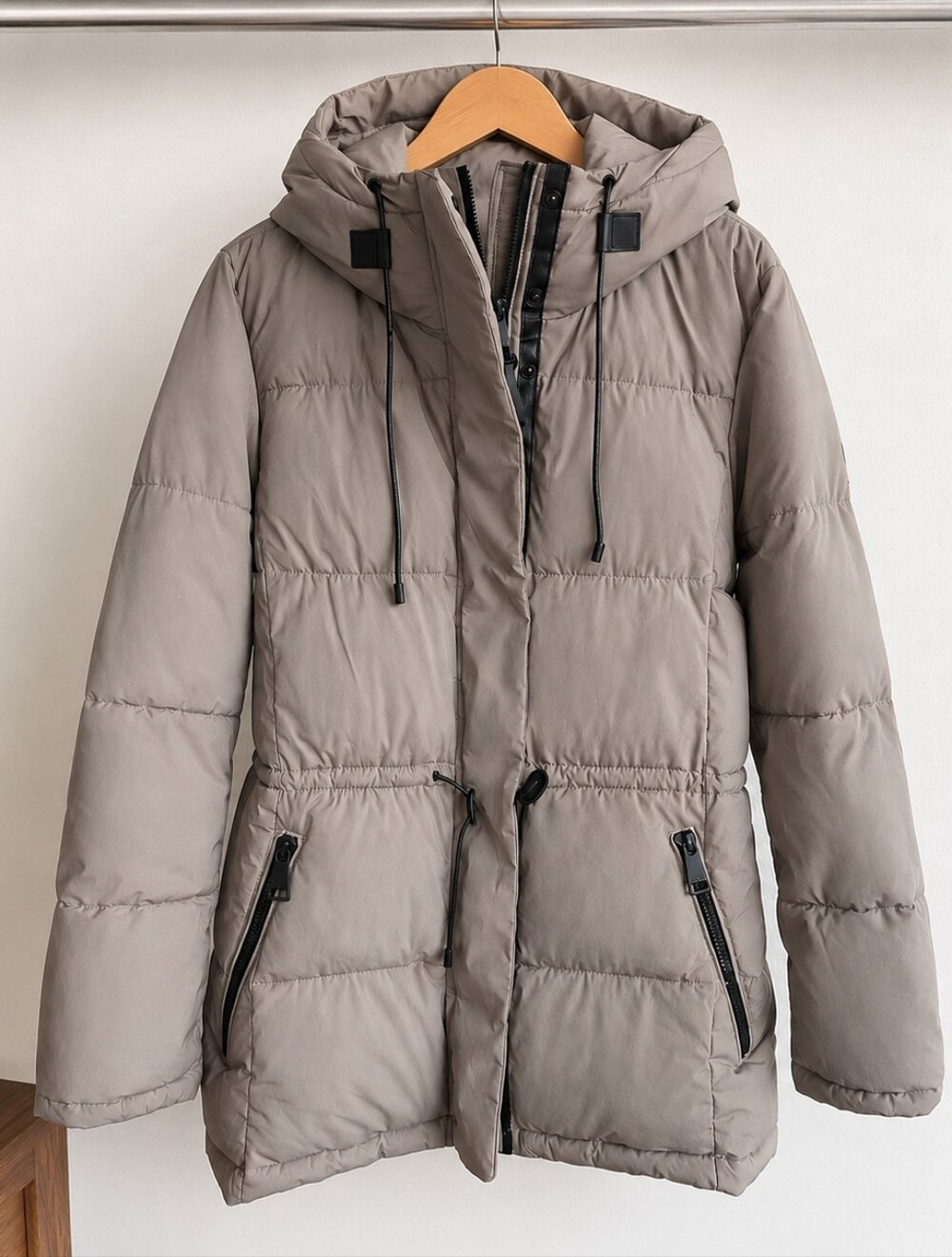 DKNY Taupe Hooded Puffer Jacket Coat Medium | Adjustable Waist Winter Parka